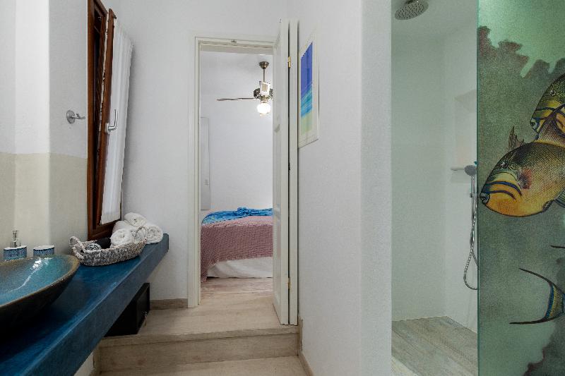 Arco Naxos Luxury Apartments - Oda