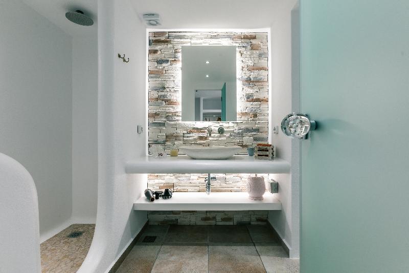 Arco Naxos Luxury Apartments - Oda