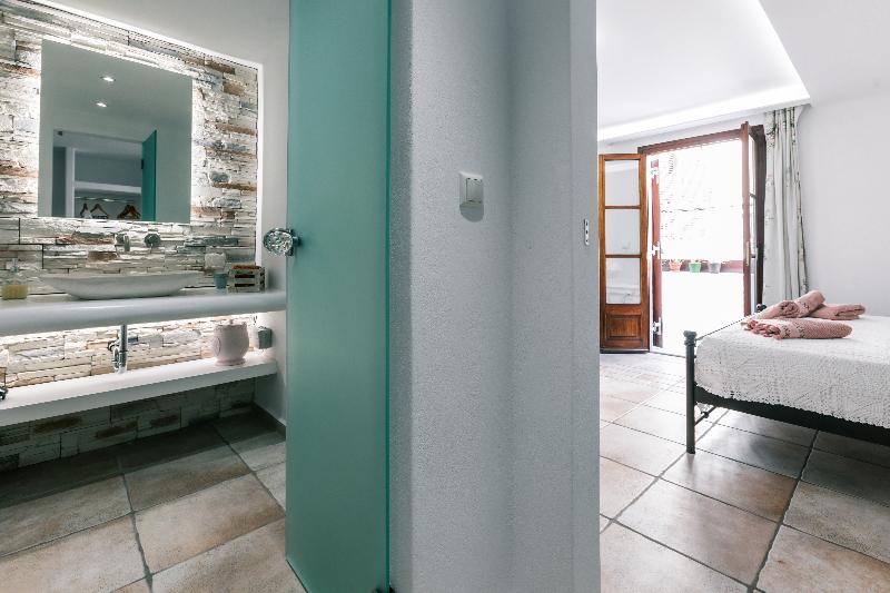 Arco Naxos Luxury Apartments - Oda