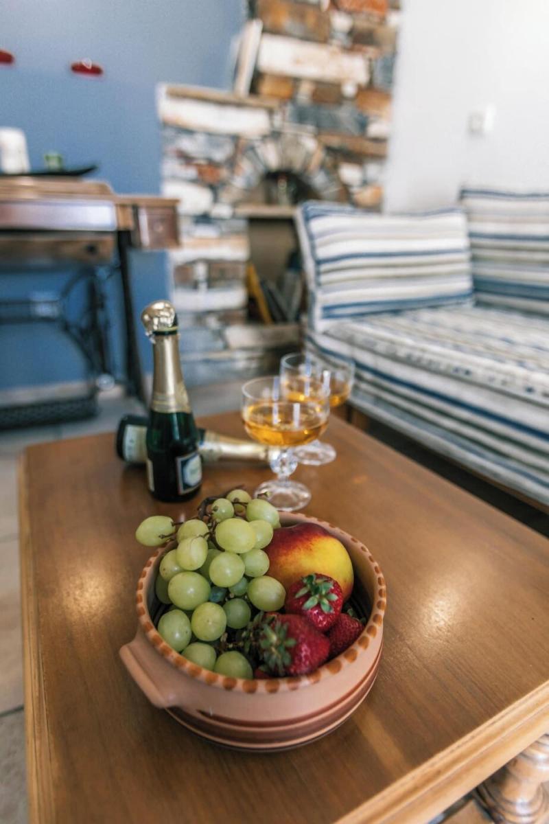 Arco Naxos Luxury Apartments - Oda
