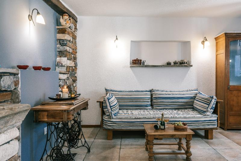 Arco Naxos Luxury Apartments - Oda