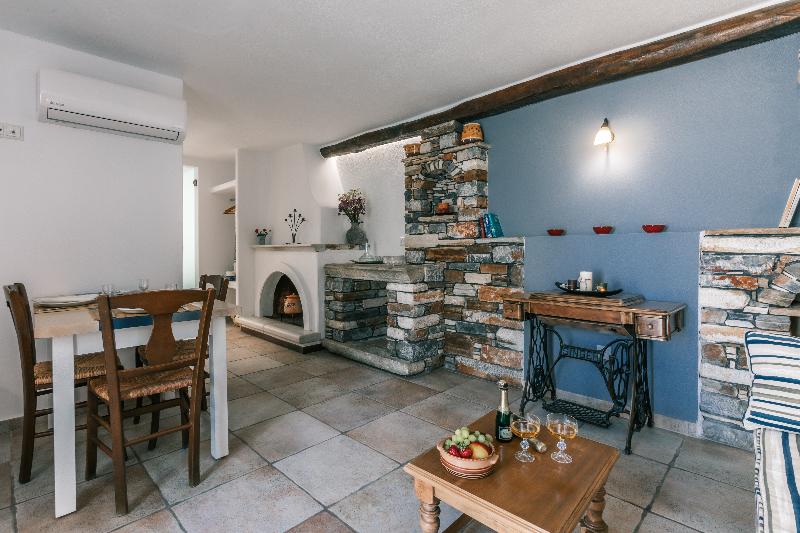 Arco Naxos Luxury Apartments - Oda