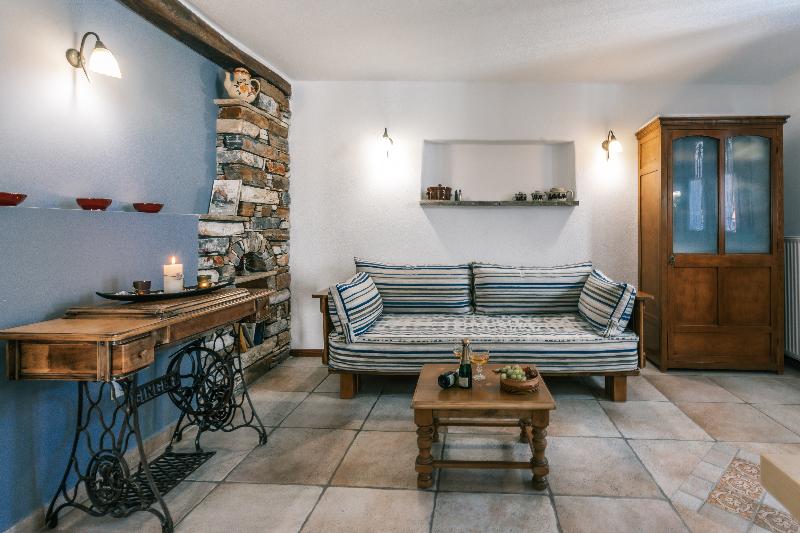Arco Naxos Luxury Apartments - Oda