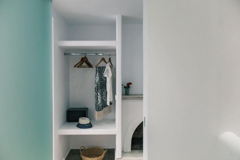 Arco Naxos Luxury Apartments - Oda