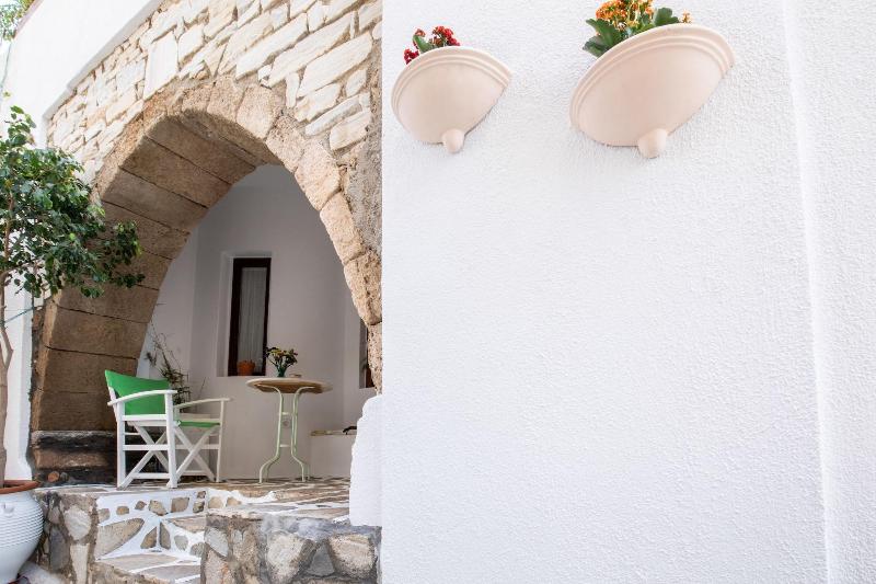 Arco Naxos Luxury Apartments - Oda