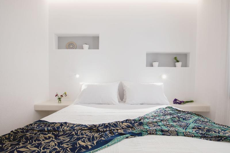 Arco Naxos Luxury Apartments - Oda