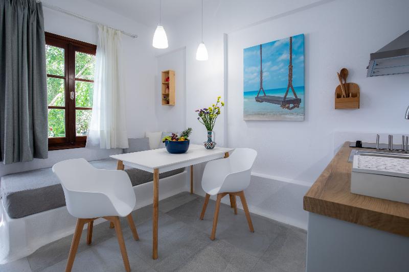 Arco Naxos Luxury Apartments - Oda