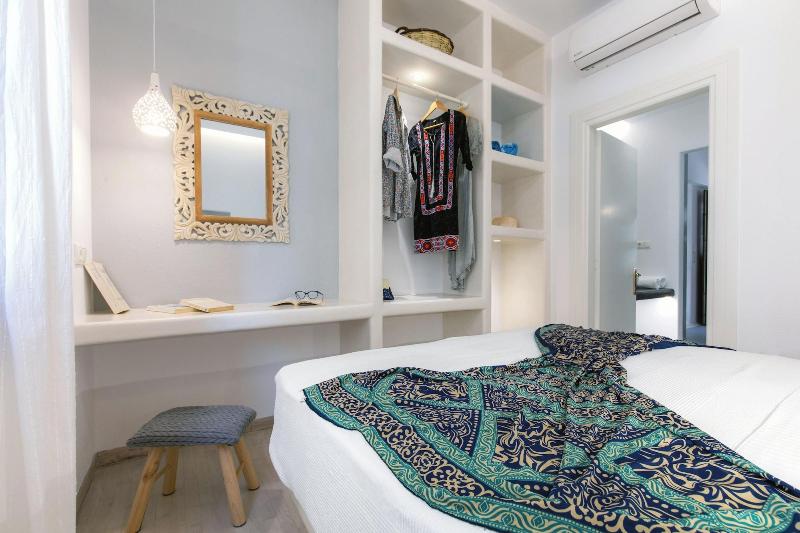 Arco Naxos Luxury Apartments - Oda