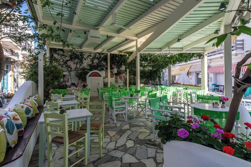 Arco Naxos Luxury Apartments - Restoran