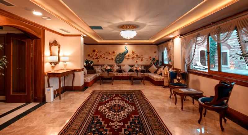Seven Hills Palace & Spa - Lobi