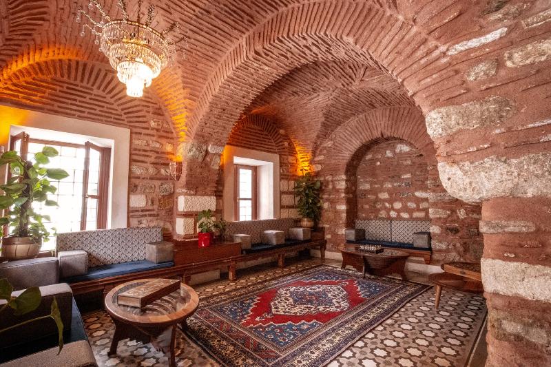Seven Hills Palace & Spa - Genel