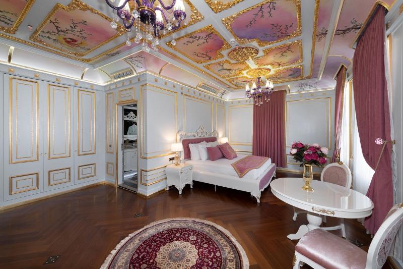 Seven Hills Palace & Spa - Genel