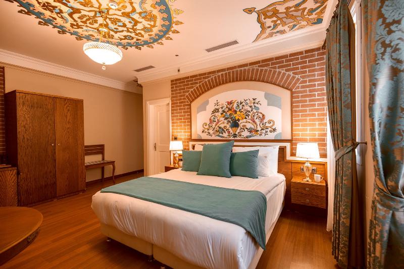 Seven Hills Palace & Spa - Genel