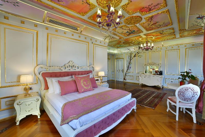 Seven Hills Palace & Spa - Oda