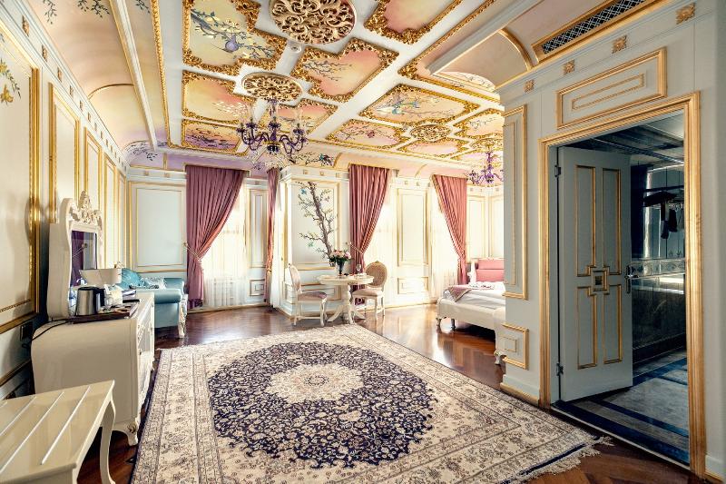 Seven Hills Palace & Spa - Oda