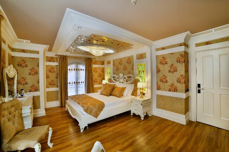 Seven Hills Palace & Spa - Oda