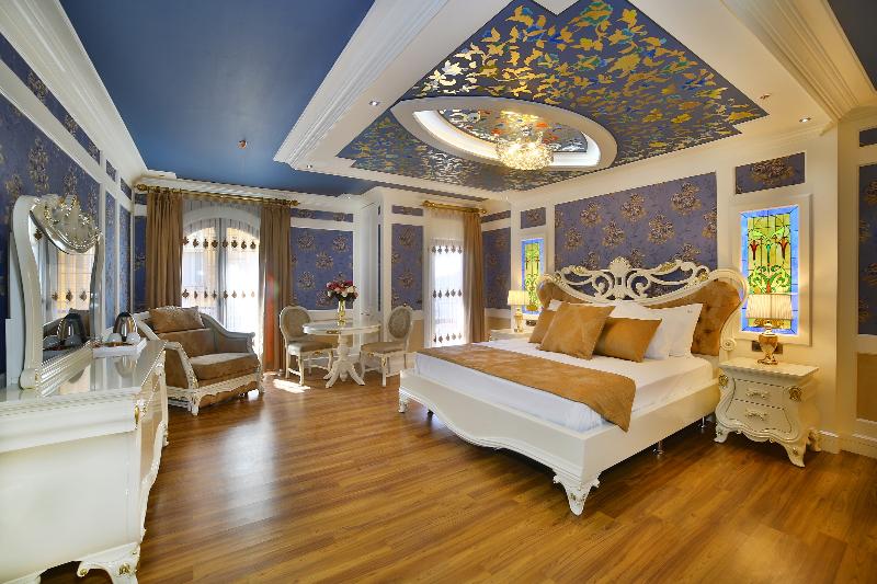 Seven Hills Palace & Spa - Oda