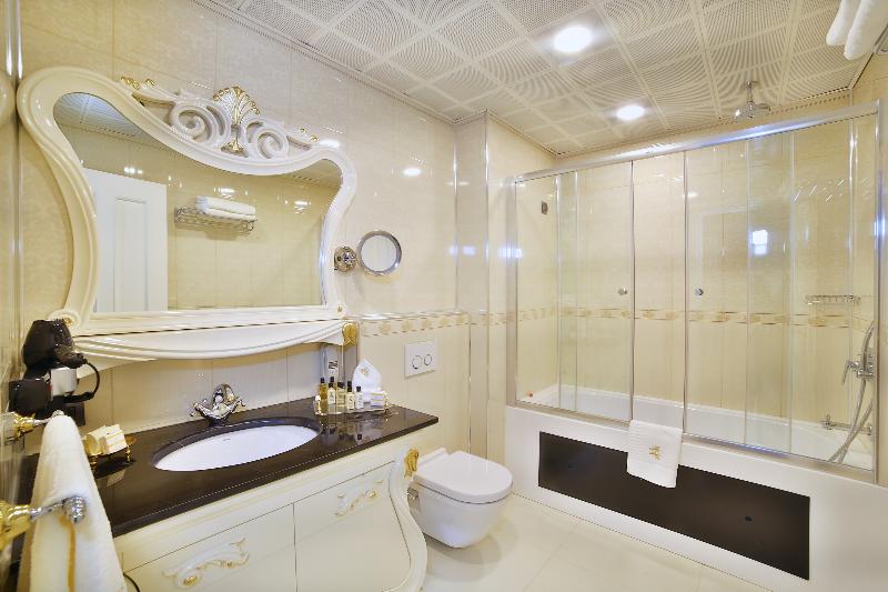 Seven Hills Palace & Spa - Oda