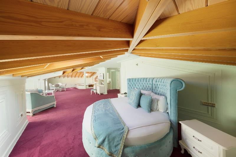 Seven Hills Palace & Spa - Oda