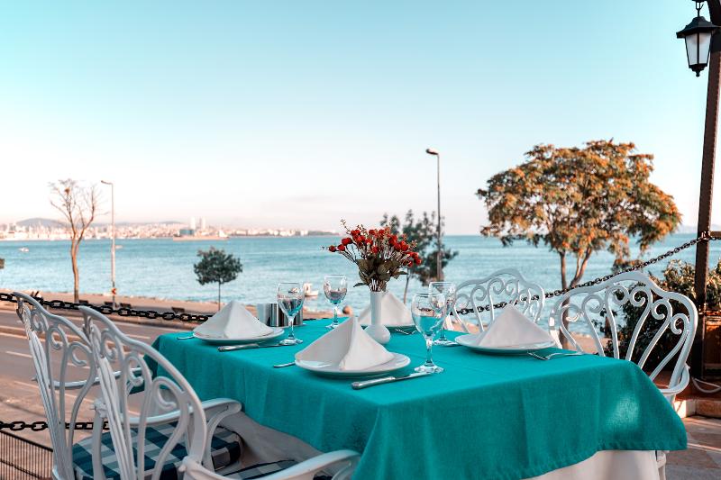 Seven Hills Palace & Spa - Teras