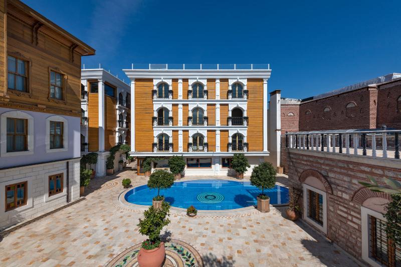 Seven Hills Palace & Spa - Teras