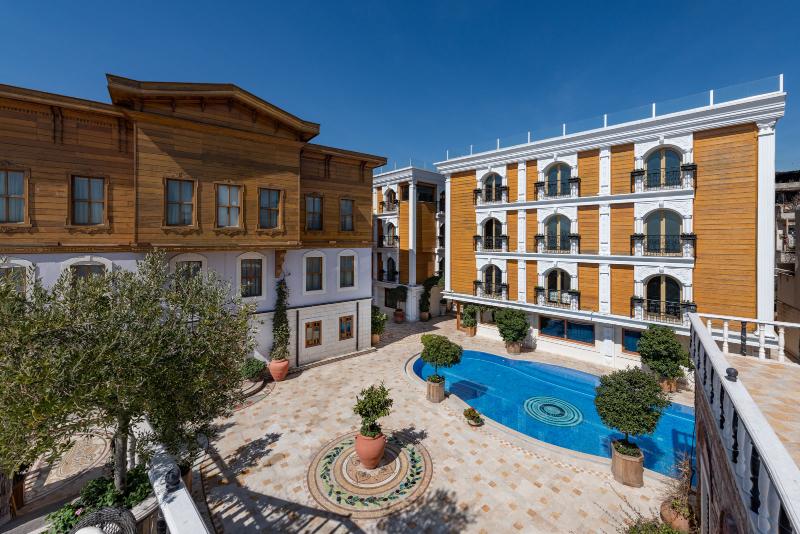 Seven Hills Palace & Spa - Teras