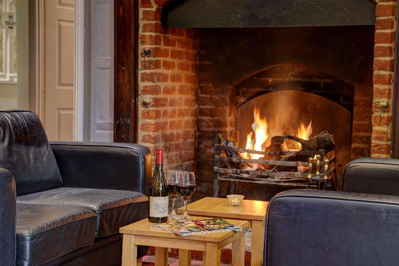 The Judds Folly Hotel Sure Hotel Collection by BW - Bar