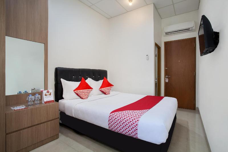 OYO 106 Sarkawi Residence - Oda