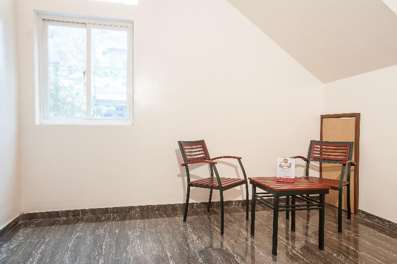 OYO 134 LG Residence - Lobi