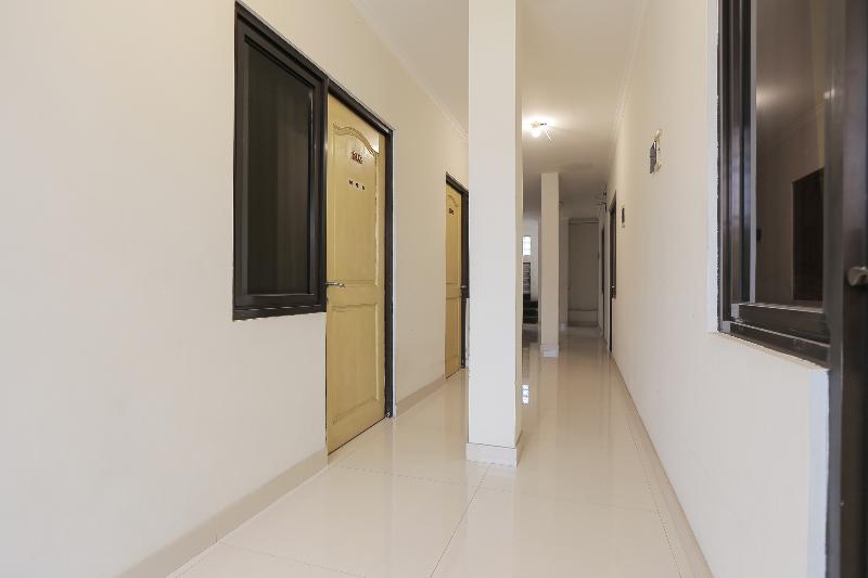 OYO 141 Fatmawati Cozy Residence - Lobi