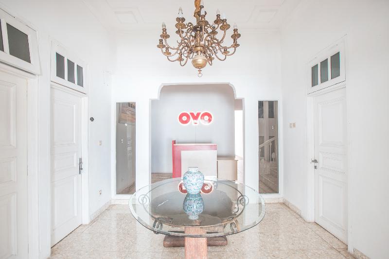 Capital O 332 Residence G17 Kemang - Lobi