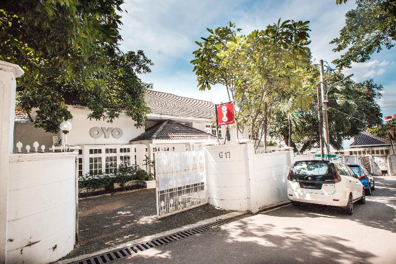 Capital O 332 Residence G17 Kemang - Genel