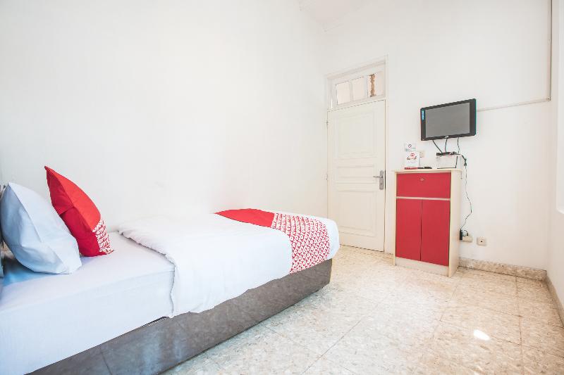 Capital O 332 Residence G17 Kemang - Oda