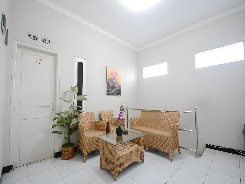 528 Safa Guest House - Lobi
