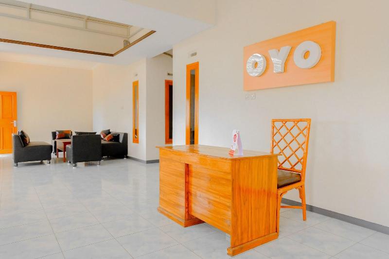 OYO 605 Queen Homestay - Lobi