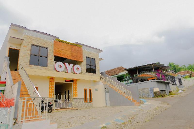 OYO 605 Queen Homestay - Genel