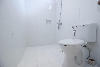 RedDoorz Plus near Alun Alun Selatan 2 fotoÄŸrafÄ±