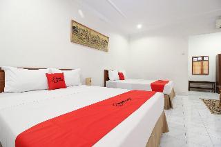 RedDoorz Plus near Alun Alun Selatan 2 fotoÄŸrafÄ±