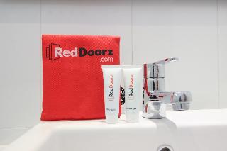 RedDoorz Plus near Alun Alun Selatan 2 fotoÄŸrafÄ±