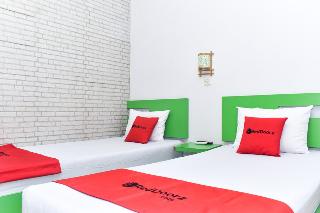 RedDoorz Plus near Hartono Mall fotoÄŸrafÄ±