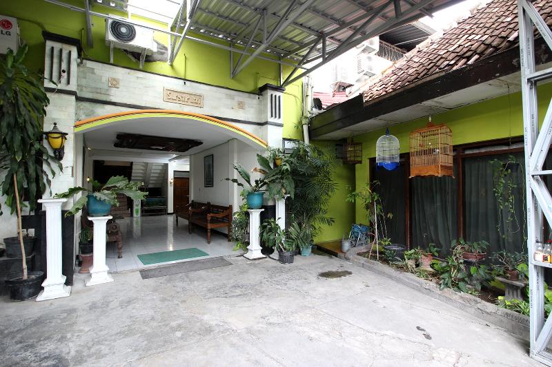 RedDoorz Plus Syariah near Lempuyangan Station 3 - Genel