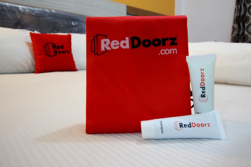RedDoorz Plus Syariah near Lempuyangan Station 3 - Oda