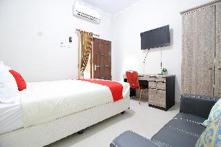 RedDoorz Plus near STIE YKPN fotoÄŸrafÄ±