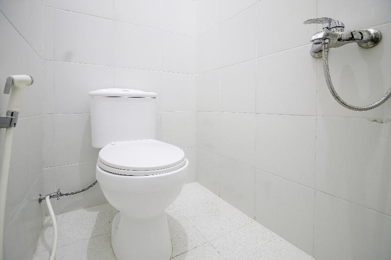 RedDoorz Plus near STIE YKPN - Oda