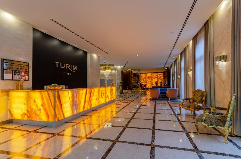 Turim Boulevard - Lobi