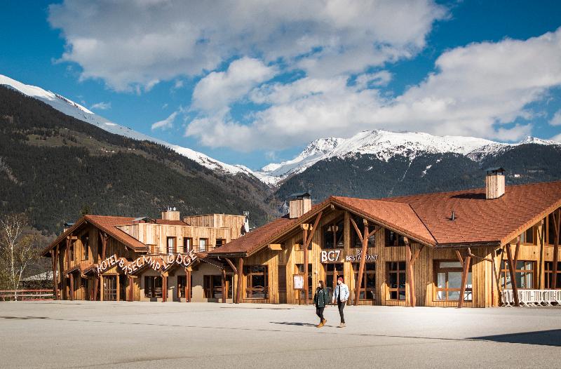 Base Camp Lodge - Genel