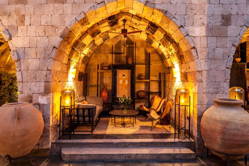 Carus Cappadocia - Lobi