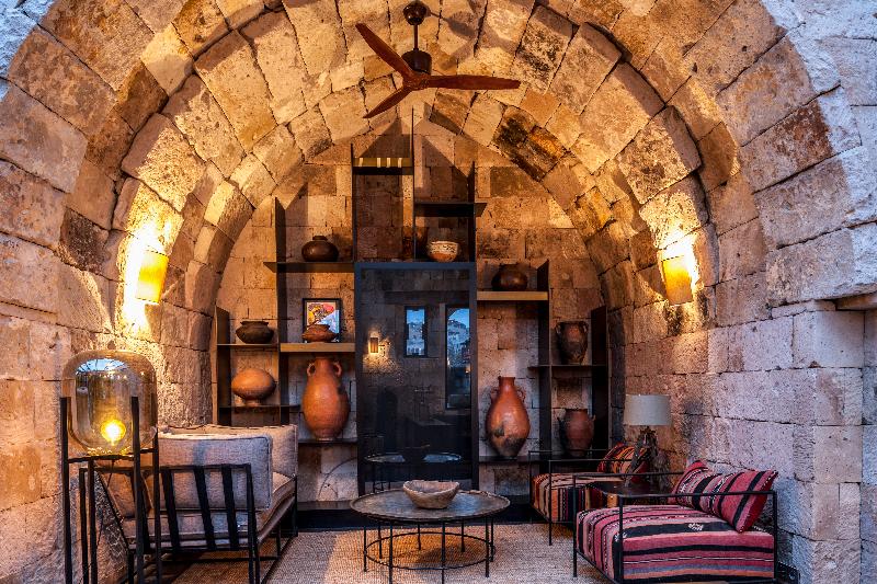 Carus Cappadocia - Lobi