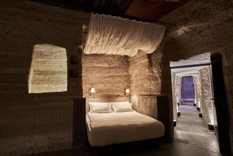 Carus Cappadocia - Oda