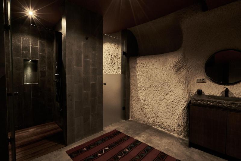 Carus Cappadocia - Oda